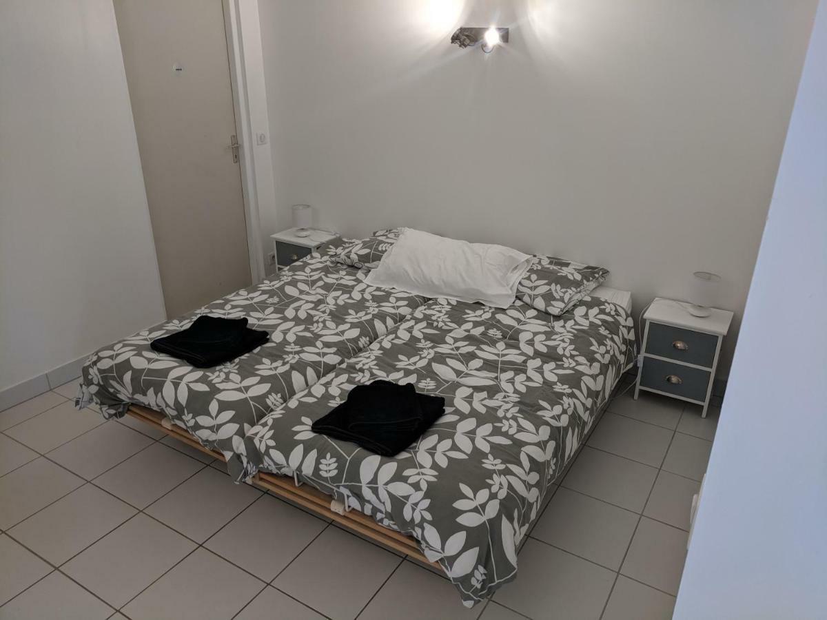 2 Person Apartment อัสแก็ง ภายนอก รูปภาพ